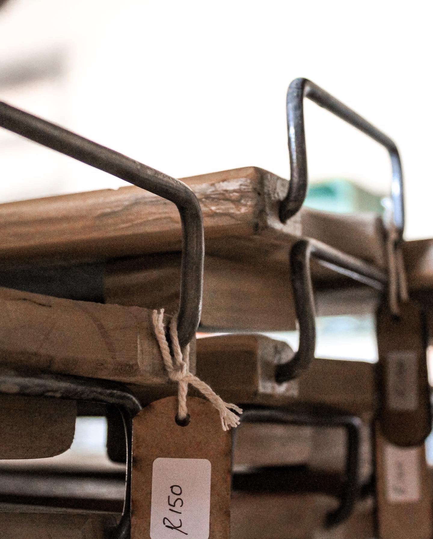 8B84FE70-9B6B-4D5A-BF94-9145319F3923